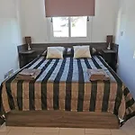 Pari's Apartments-paphos *