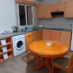 Pari's Apartments-paphos * Πάφος