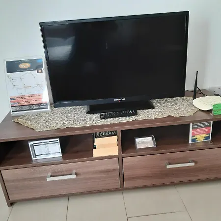 Apartment Pari *