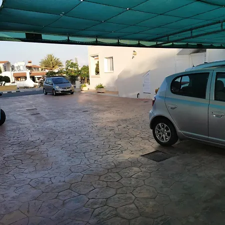Pari's Apartments-paphos * Paphos