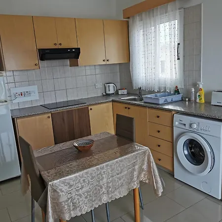 アパート Pari's Apartments-paphos パ フォス